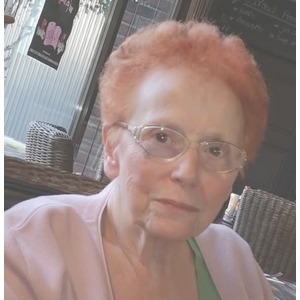 Photo de Madame Yvonne DUQUESNOY